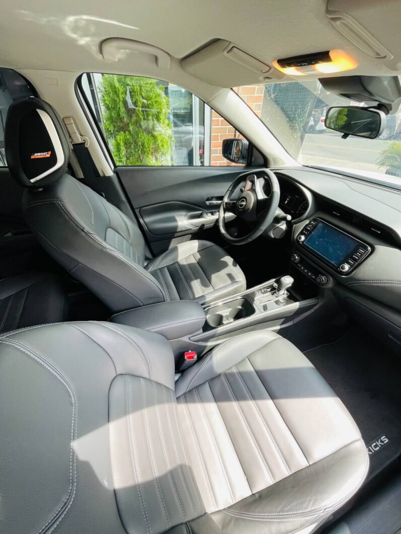 
								NISSAN KICKS EXCLUSIVE 1.600L AT 4×2 full									