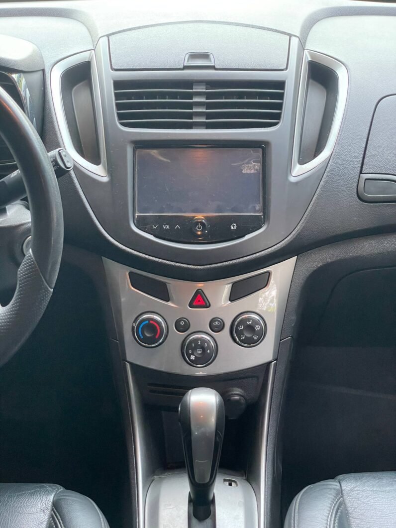 
								CHEVROLET TRACKER LT AT 1.8 full									