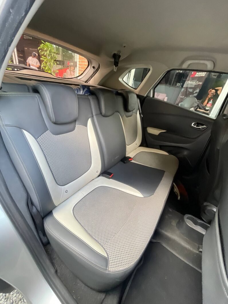 
								RENAULT CAPTUR INTENS AT 2.0 4X2 full									