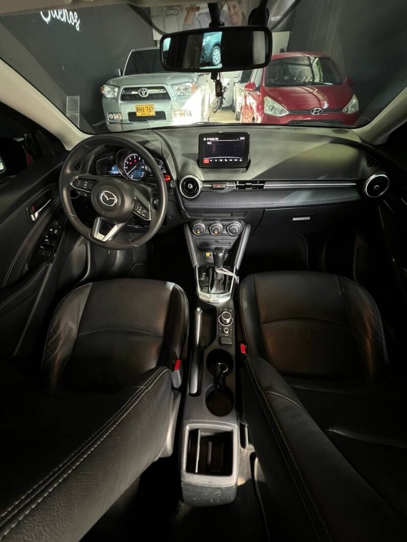 
								MAZDA 2 GRAND TOURING LX SEDAN  1.5 AT full									