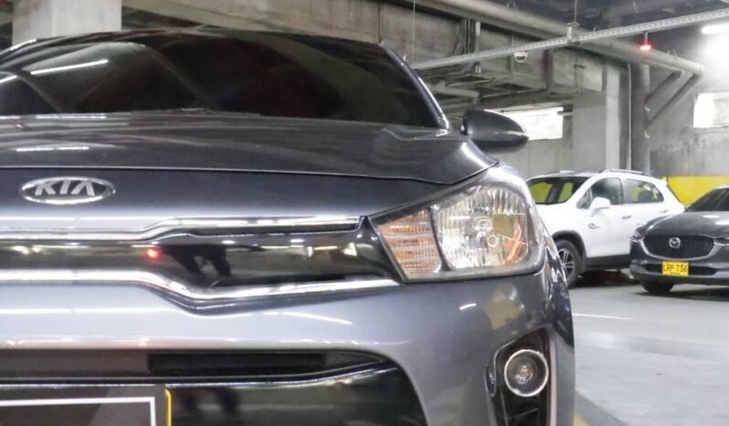 
								KIA RIO VIBRANT MT 1.4 full									