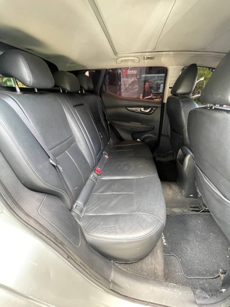 
								NISSAN QASHQAI EXCLUSIVE 4×4 AT full									