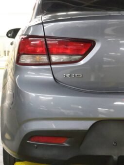 
										KIA RIO VIBRANT MT 1.4 full									