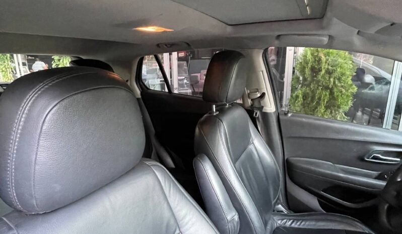 
								CHEVROLET TRACKER LT AT 1.8 full									