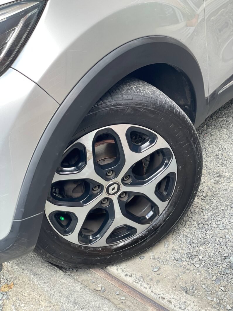 
								RENAULT CAPTUR INTENS AT 2.0 4X2 full									