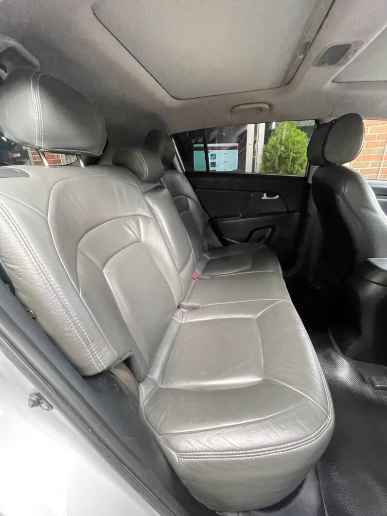 
								KIA NEW SPORTAGE EX AT 2.4L GASOLINA 4X4 full									