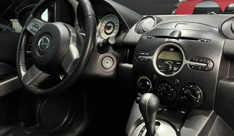 
								MAZDA 2 HB AT full									