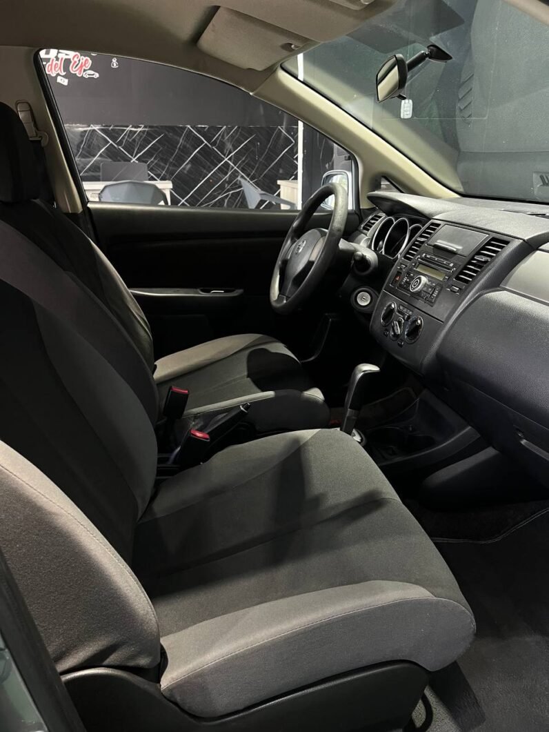 
								NISSAN TIIDA COMFORT 1.8 AT SD full									