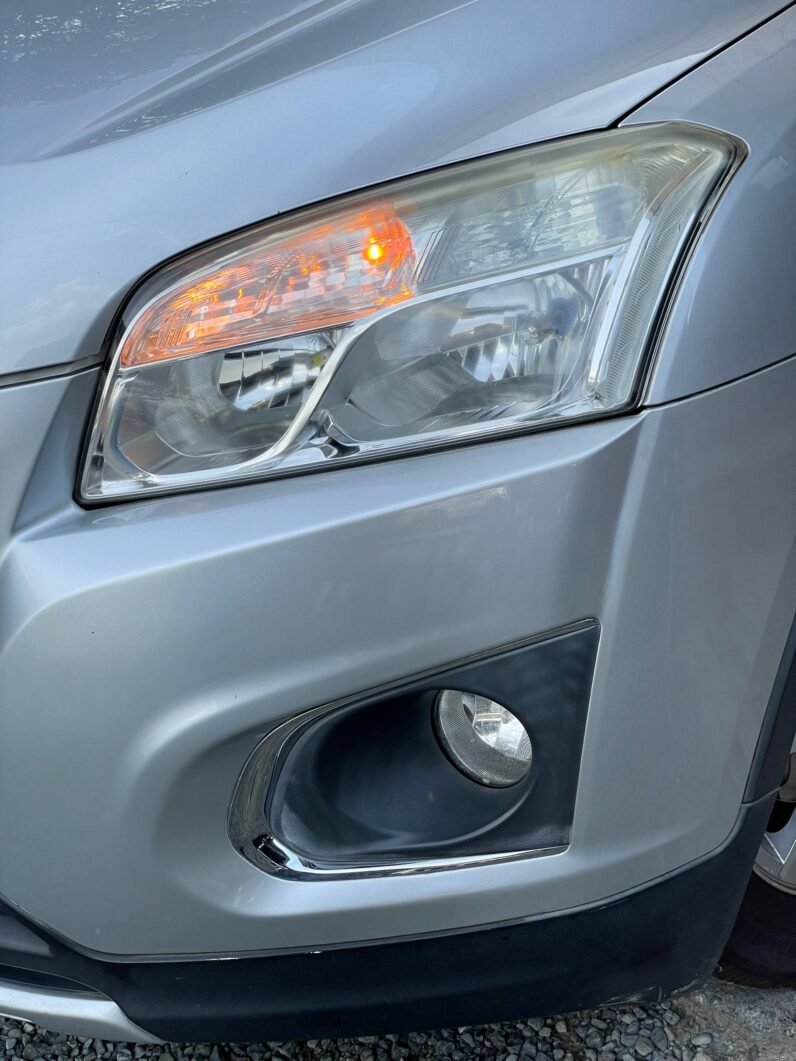 
								CHEVROLET TRACKER LT AT 1.8 full									