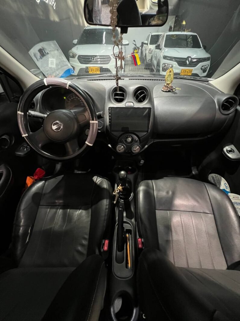 
								NISSAN MARCH SR MT 1.6 full									