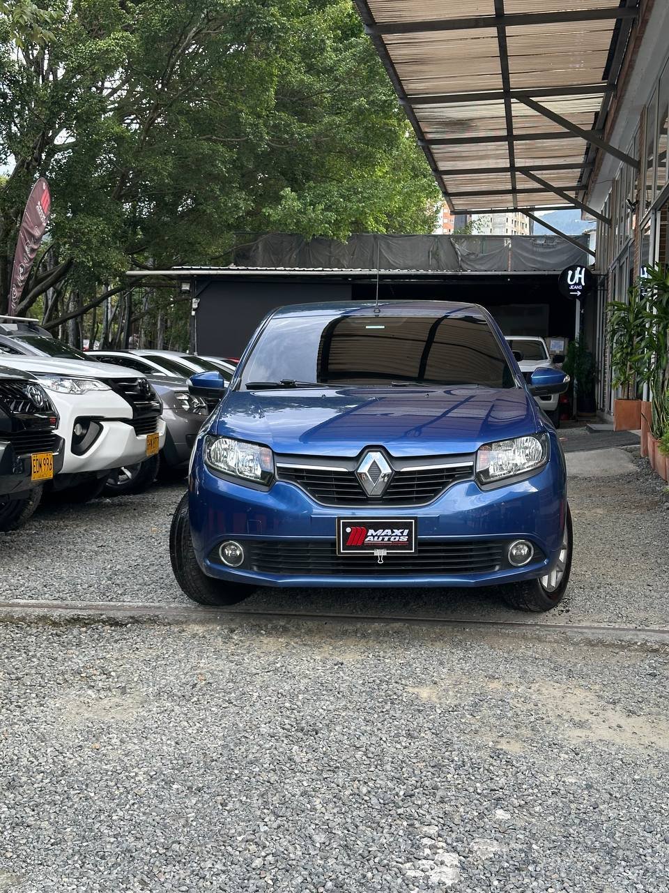 RENAULT SANDERO AUTOMATIQ