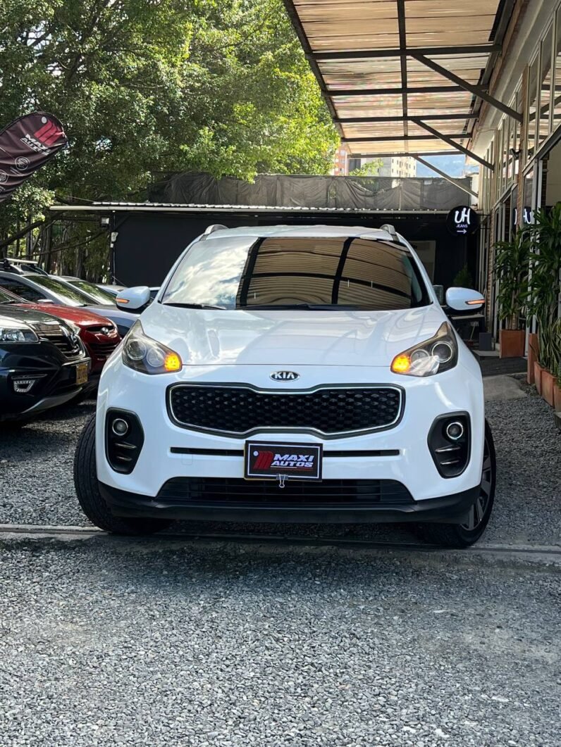 
								KIA SPORTAGE DESIRE 2.0 AT 4X2 full									