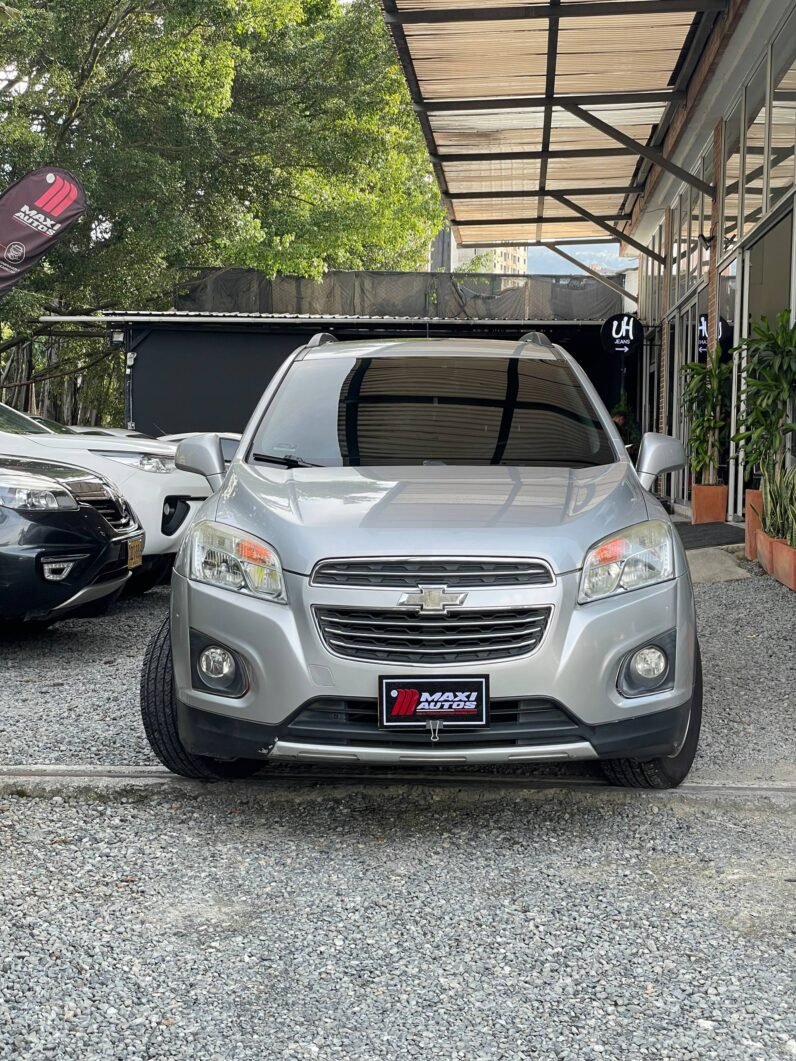 
								CHEVROLET TRACKER LT AT 1.8 full									