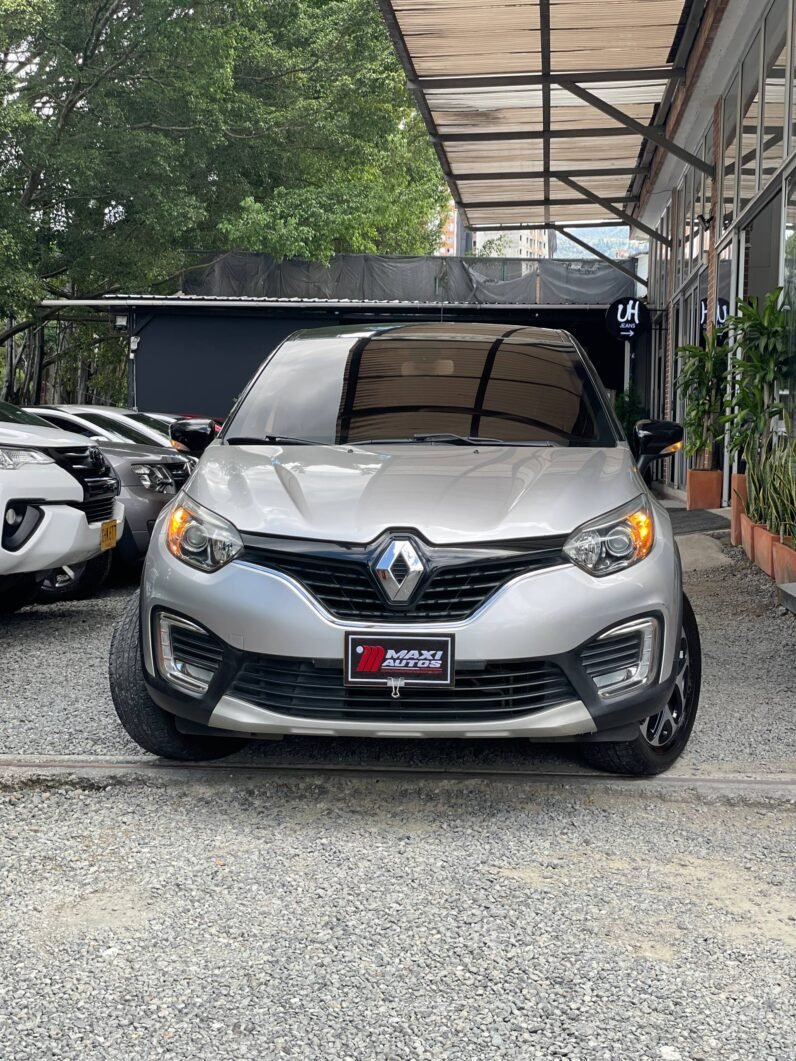 
								RENAULT CAPTUR INTENS AT 2.0 4X2 full									