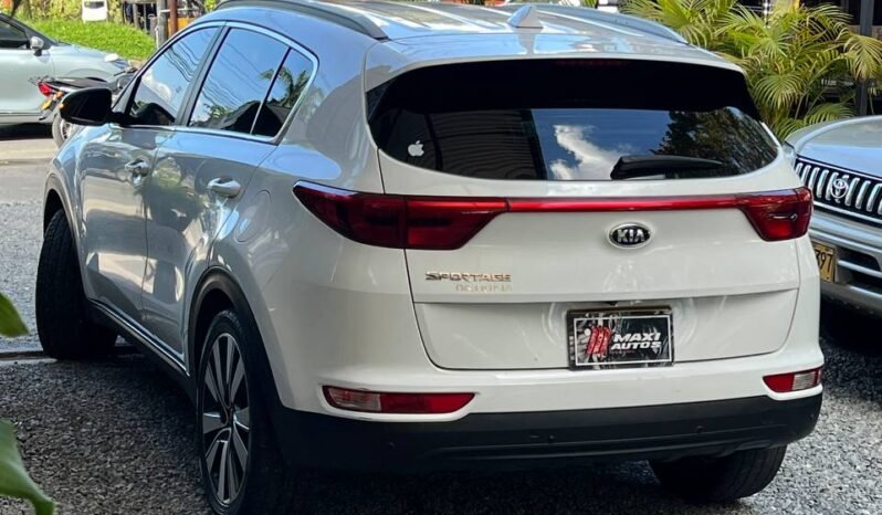 
								KIA SPORTAGE DESIRE 2.0 AT 4X2 full									