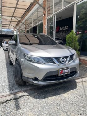 NISSAN QASHQAI EXCLUSIVE 4×4 AT