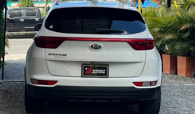 
								KIA SPORTAGE DESIRE 2.0 AT 4X2 full									