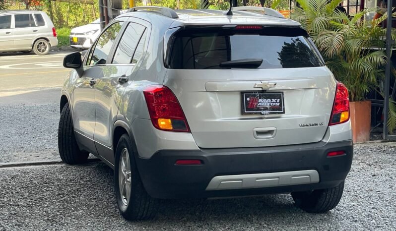 
								CHEVROLET TRACKER LT AT 1.8 full									