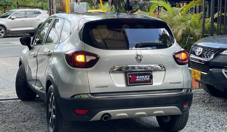 
								RENAULT CAPTUR INTENS AT 2.0 4X2 full									
