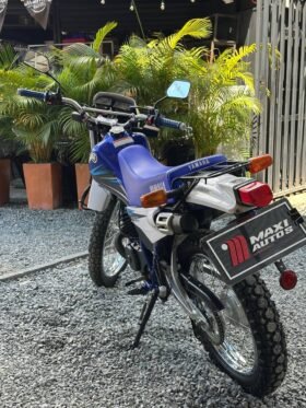 YAMAHA DT-175 DS