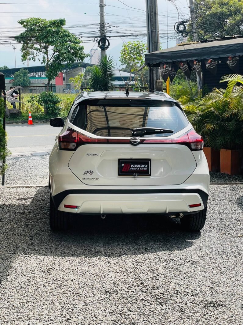 
								NISSAN KICKS EXCLUSIVE 1.600L AT 4×2 full									