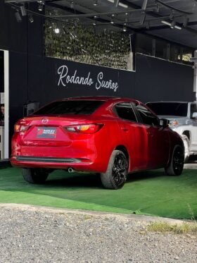 MAZDA 2 GRAND TOURING LX SEDAN  1.5 AT