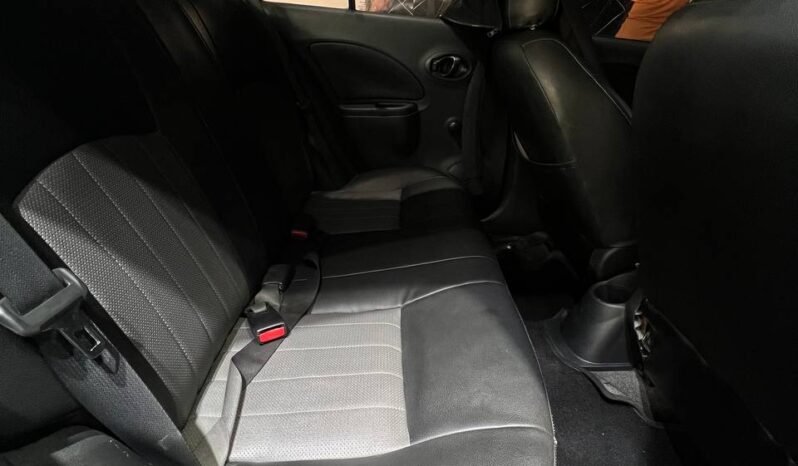 
								NISSAN MARCH SR MT 1.6 full									