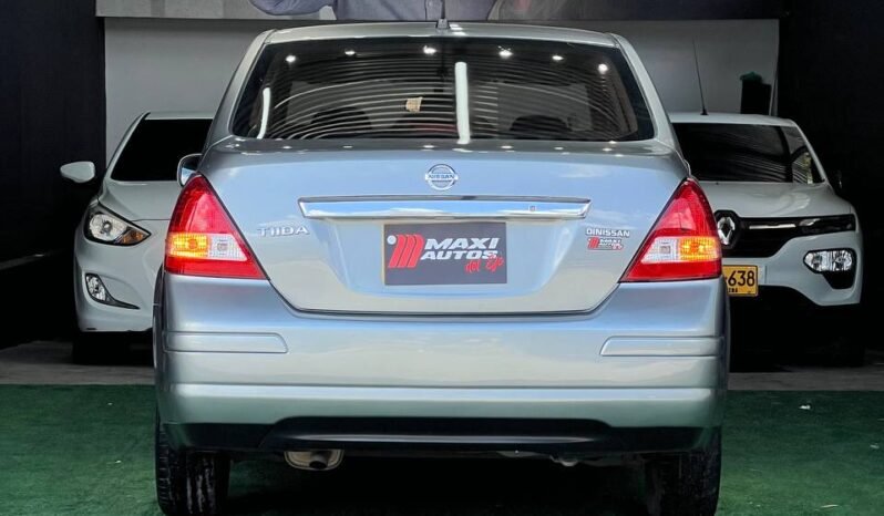 
								NISSAN TIIDA COMFORT 1.8 AT SD full									