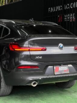
										BMW X4 XDRIVE 30I 2.0 AT full									