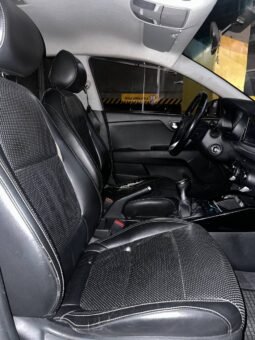 
										KIA RIO VIBRANT MT 1.4 full									