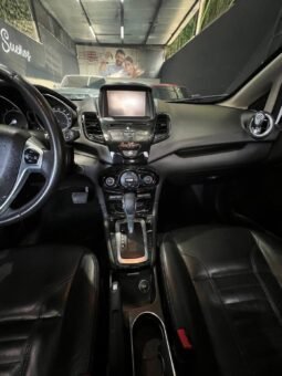 FORD FIESTA TITANIUM AT 1.6