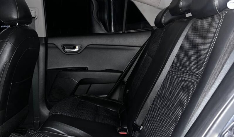 
								KIA RIO VIBRANT MT 1.4 full									