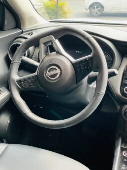 
										NISSAN KICKS EXCLUSIVE 1.600L AT 4×2 full									