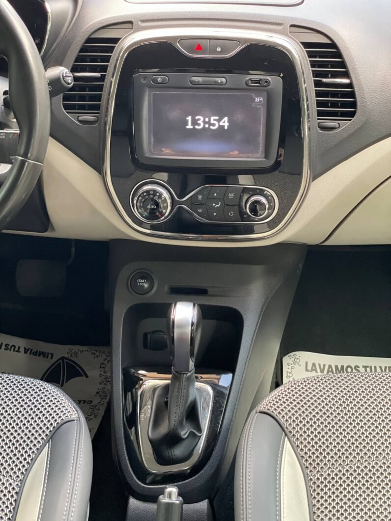 
								RENAULT CAPTUR INTENS AT 2.0 4X2 full									