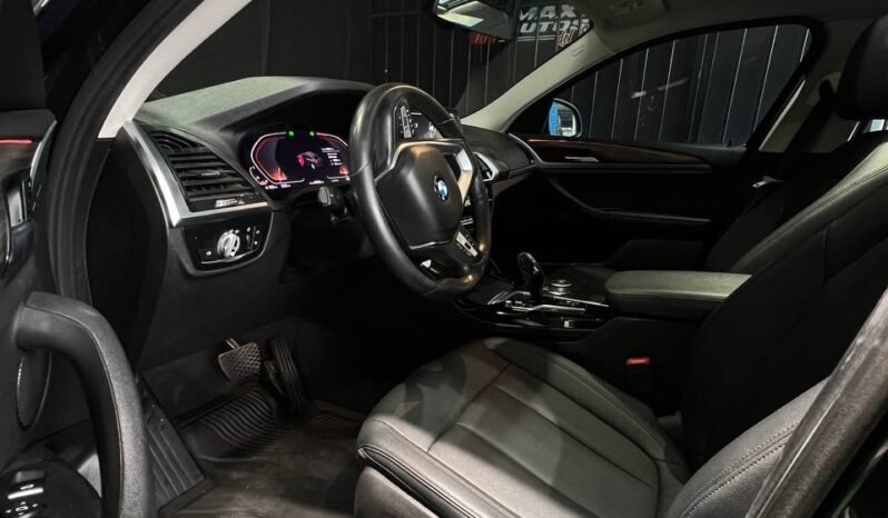 
								BMW X4 XDRIVE 30I 2.0 AT full									