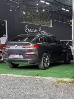 
										BMW X4 XDRIVE 30I 2.0 AT full									