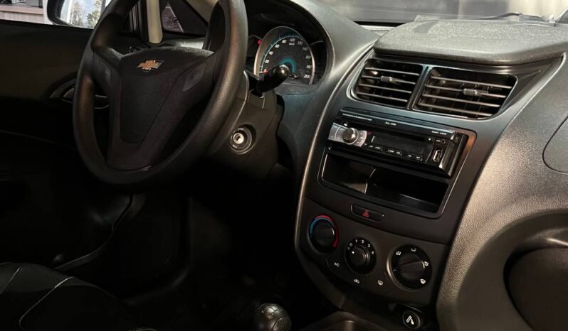 
								CHEVROLET SAIL LS MT 1.4 SD full									