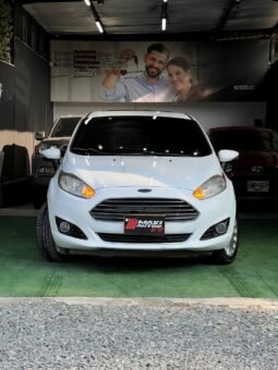 FORD FIESTA TITANIUM AT 1.6