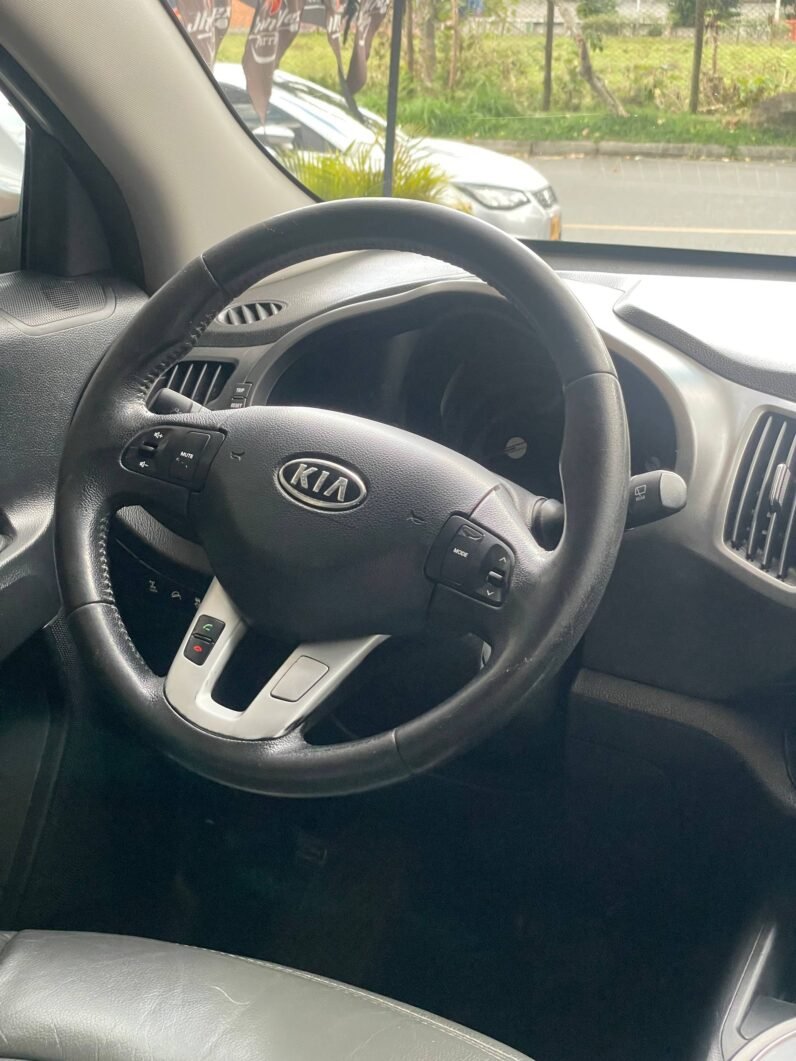 
								KIA NEW SPORTAGE EX AT 2.4L GASOLINA 4X4 full									