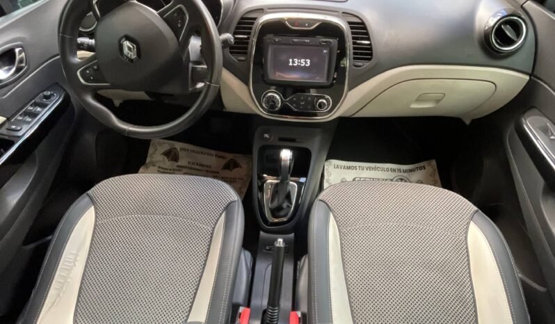 
								RENAULT CAPTUR INTENS AT 2.0 4X2 full									