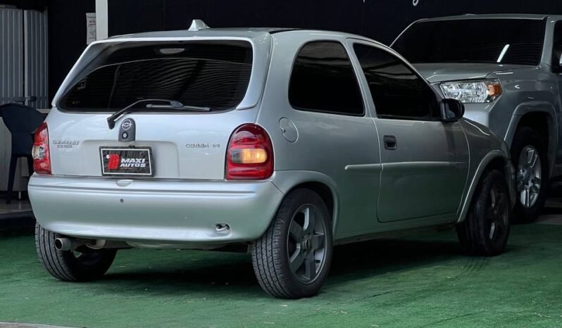 
								CHEVROLET CORSA ACTIVE 1.4 full									