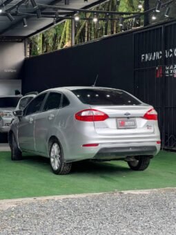 
										FORD FIESTA TITANIUM AT 1.6 full									
