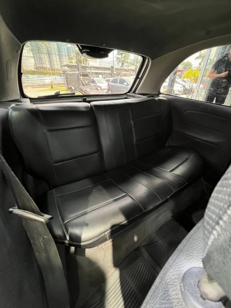 
								CHEVROLET CORSA ACTIVE 1.4 full									