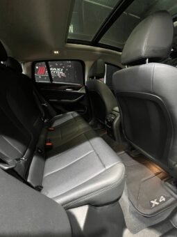 
										BMW X4 XDRIVE 30I 2.0 AT full									