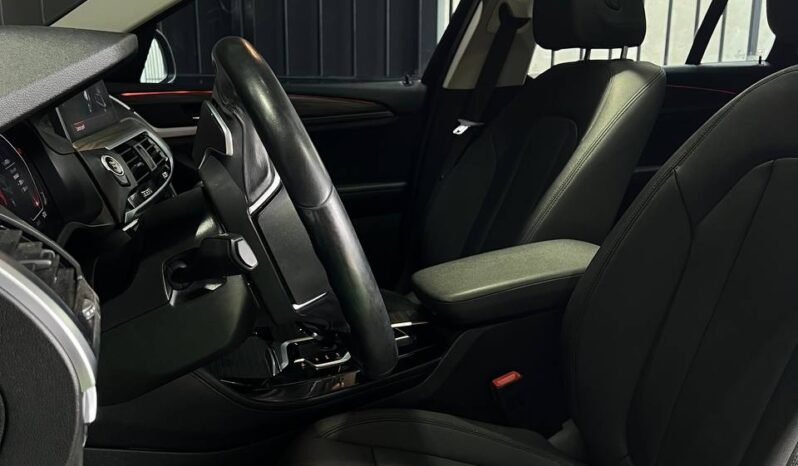 
								BMW X4 XDRIVE 30I 2.0 AT full									