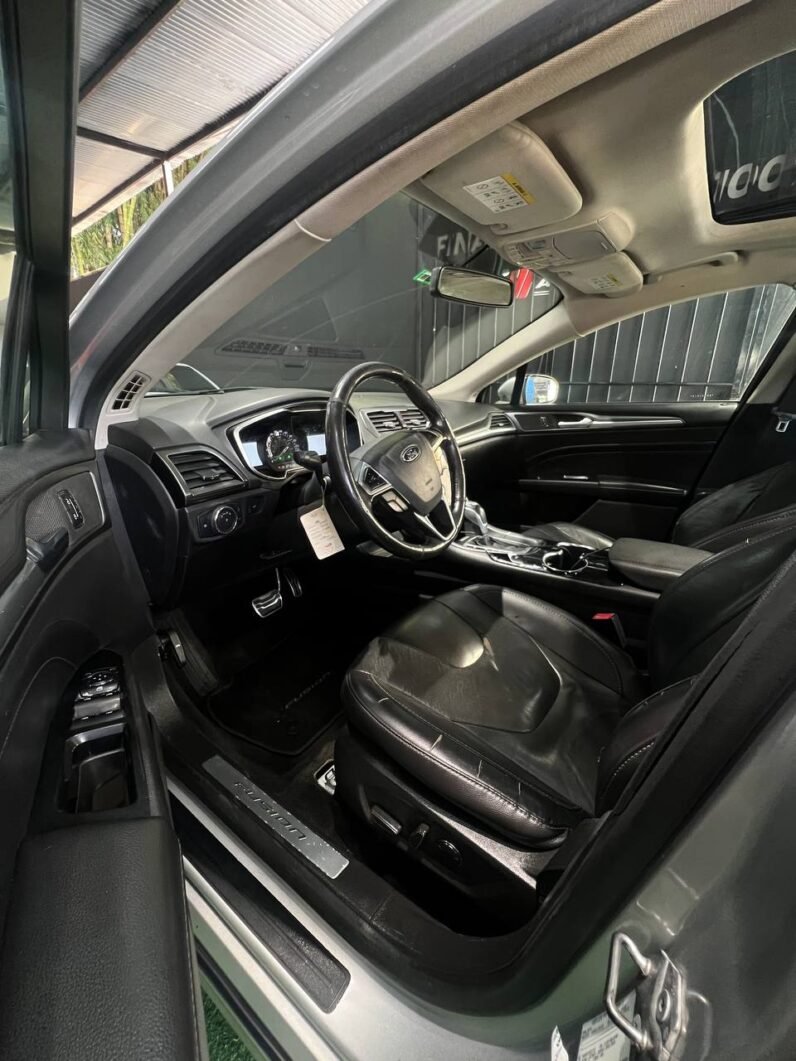 
								FORD FUSION TITANIUM 2.0 TURBO AT full									