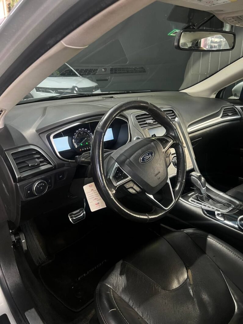 
								FORD FUSION TITANIUM 2.0 TURBO AT full									