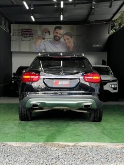 
										MERCEDES-BENZ GLA 200 1.6 T AT 4X2 full									