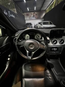 
										MERCEDES-BENZ GLA 200 1.6 T AT 4X2 full									