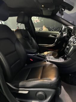
										MERCEDES-BENZ GLA 200 1.6 T AT 4X2 full									